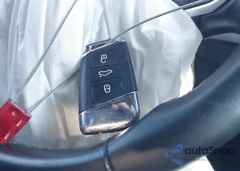 2021 Volkswagen Atlas Cross Sport 2.0T Se z USA, uszkodzony, nr VIN 1V2DC2CA8MC224211